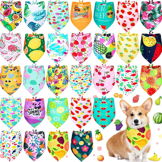 Lot de 50 bandanas d'été hawaïens pour chien - Écharpes triangulaires douces en polyester - Motifs de fruits et de fleurs - Pour animaux de petite, moyenne et grande taille